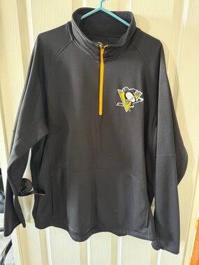 Pittsburgh Penguins Black 1/4 Zip Pullover Sweatshirt